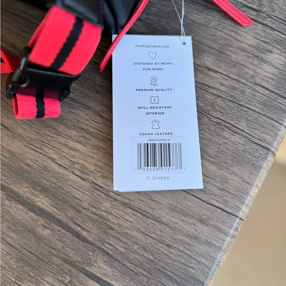 NWT Freshly Picked Obsidian Mickey Anaheim Hip Pack - Picture 6 of 7